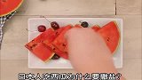 日本人吃西瓜为什么要撒盐