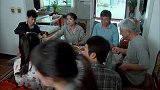 众人都拿出钱来准备支持农场建设 李继田喜笑颜开
