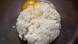 生活小窍门蛋炒饭，看着还不错，可以试试