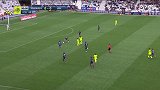 下半场补时第2分钟里尔球员佩佩射门
