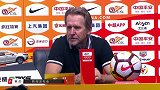 舒斯特尔：客场拿到一分非常不易 我们防下多次进攻拿到宝贵一分