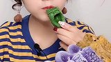 小姐姐爱吃喝，看着就馋人，这是个声控视频
