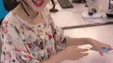 你信不信我能让她张开双手抱我？