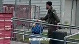 踢完桑德兰之后，切尔基离开曼彻斯特前往国家队报到