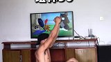 错，我们叫肌肉男