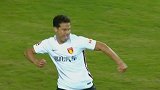 杨程手抛球发动快速反击 埃尔纳内斯折射破网首开纪录