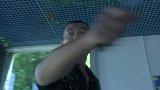 国防生：光天化日小偷抢劫！苏寒不幸受伤，好心人见义勇为