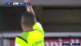 第81分钟罗马球员扎尼奥洛黄牌