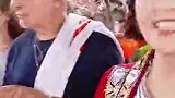 前天下足球主持杨茗茗去村超见了巴乔