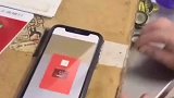 店老板扫酒瓶盖兑奖1秒赚5毛