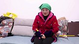 儿子带女友回家商量婚事，没想到女友却漫天要价，儿子做法解气