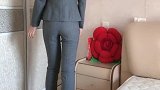 只要身材好，休闲装也能勒出凸凹感