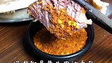 牛骨上的肉太多了，吃起来太香了