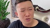 法斗犬过生日，女主人提议要庆祝一下，结局都忍住别笑