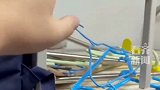 宿舍换床没有床围栏学生灵魂发问 进展：学校已为同学更换新床