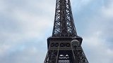 埃菲尔铁塔，向我走来！