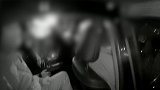 江苏淮安：男子二次酒驾遇查爬到后座，车辆滑行撞上警车