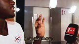 队友已不忍直视！莱比锡RB新援亮相首日疯狂秀下限
