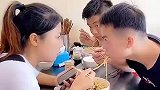 吃错一碗面的缘分，爱情来了