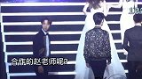 哥哥这个让位真的有灵魂！不过这些小动作大可不必了！