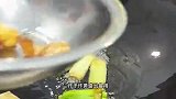 传统老菜“葱烧皮肚”，现在很多饭店都吃不到了！大厨现在教会你