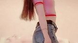 没有妈妈的旗袍穿牛仔裤拍吧