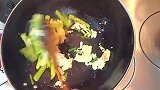 好吃到舔盘！鸡蛋西红柿炒菜心，这道家常菜色香味美！