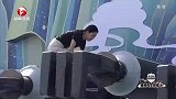 男生女生：美女闯关状态好，像风一样的女子，摄影师都追不上了