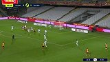 下半场补时第1分钟朗斯球员福法纳射门 - 被扑