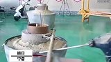 网友魔改石磨，用电动车代替驴拉磨