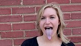 世界公认的“长舌妇”，舌头超过十厘米，打破吉尼斯世界纪录