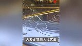 周大福现2米金箍棒售价180万，还有1.2亿的“金元宝”？门店：金箍棒全国仅一件