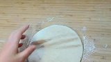 小白菜千层饼，这样做外焦里嫩太好吃了