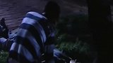 铠甲勇士：异能兽出来害人！无辜的人类被吃了