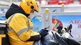 警方通报女子未点餐被外卖员强送外卖：外卖员已行政拘留
