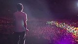 周杰伦当年就是靠这首歌，才能把刘德华挤下神坛，一举拿下金曲奖