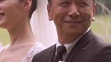 李小冉 曾经情路坎坷一度不相信爱情 38岁闪婚嫁给相识16年闺蜜成阔太 如今42岁被老公宠得像少女歌曲愿意