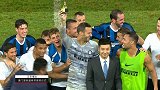点球战得胜！汉达两度扑点成首功之臣 率国米全队捧起奖杯