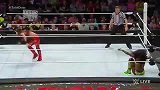 WWE-15年-RAW第1142期：内奥米VS布里贝拉-花絮