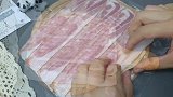 香烤手抓饼培根卷，肉肉和培根的结合，爱了爱了