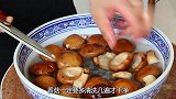 香菇酿肉这样做最好吃，我家一礼拜做三次，每次吃不够，超解馋
