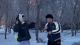搞笑视频：帅不过三秒系列！这俩人又打起来了！