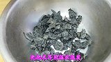 木耳别只用清水洗了，加入一样，细菌虫卵全跑光，下酒又下饭