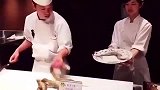 韩国人刀工有多恐怖鳗鱼刚要反咬一口，瞬间被处理得干干净净！