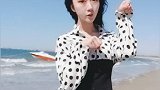 海边的小美女