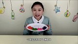 创意小巴士棒棒巧克力，果香四溢味道超好，小姐姐竟然尝了个遍，