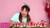 短剧：西瓜会说话，哥哥偷吃傻妞的西瓜竟然被西瓜恶搞，太好玩了