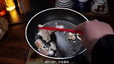 山楂怎么吃好吃又简单，简单又好吃的山楂炒鸡肉，超级开胃