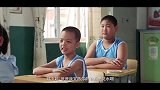 班主任让大家学习造句，小学生们苦思冥想