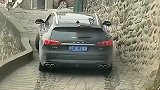 我的电动车一加油门上去了,这四个排气筒是假的吧